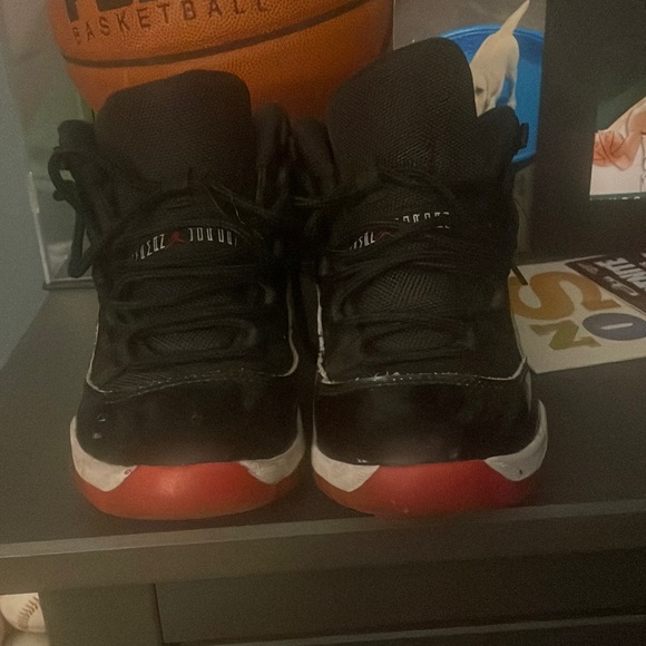 Jordan 11 size 2.5 - Picture 1 of 5
